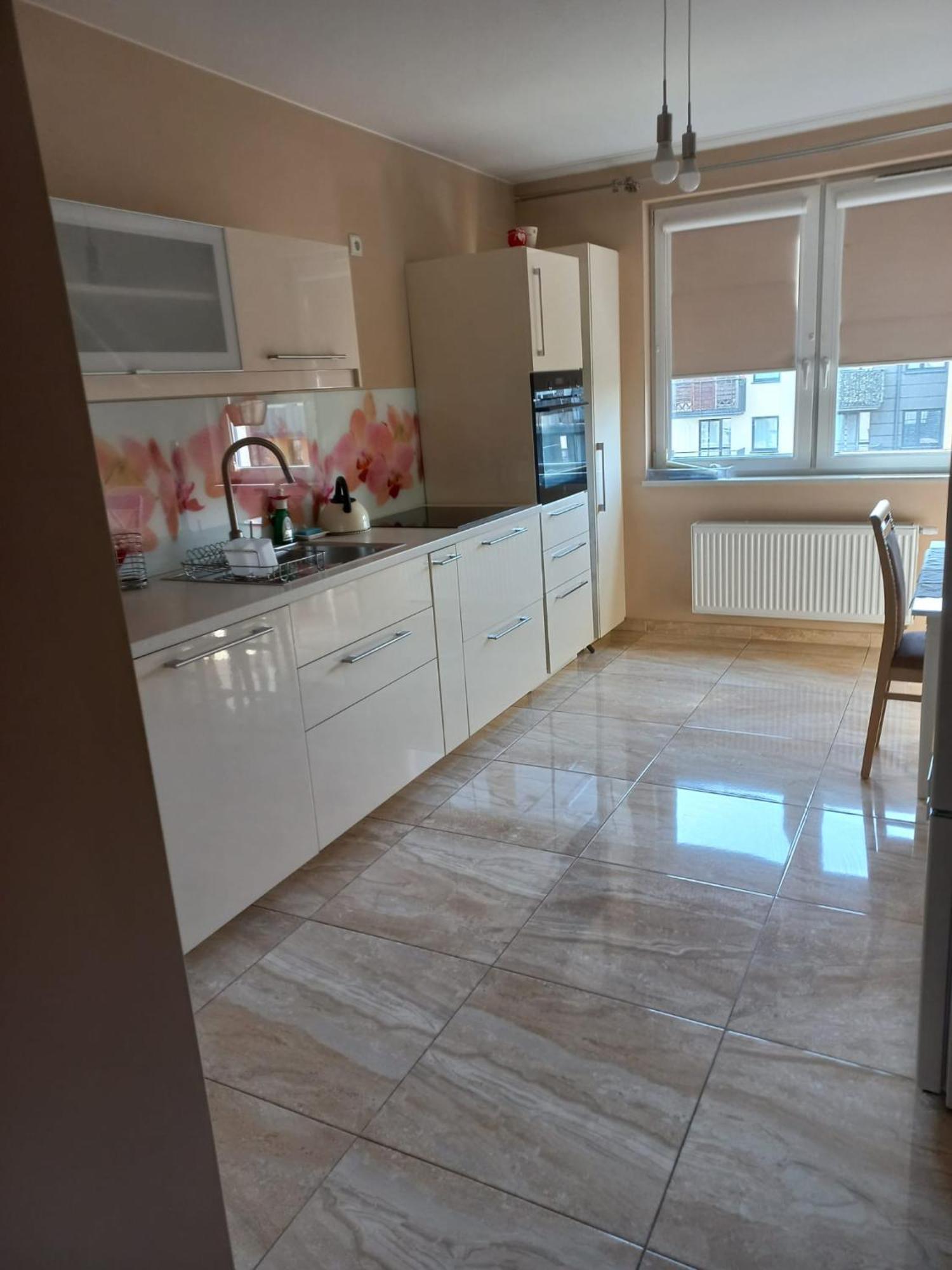Cozy Corner: Apartment With Wifi And Private Balcony Wrocław Buitenkant foto